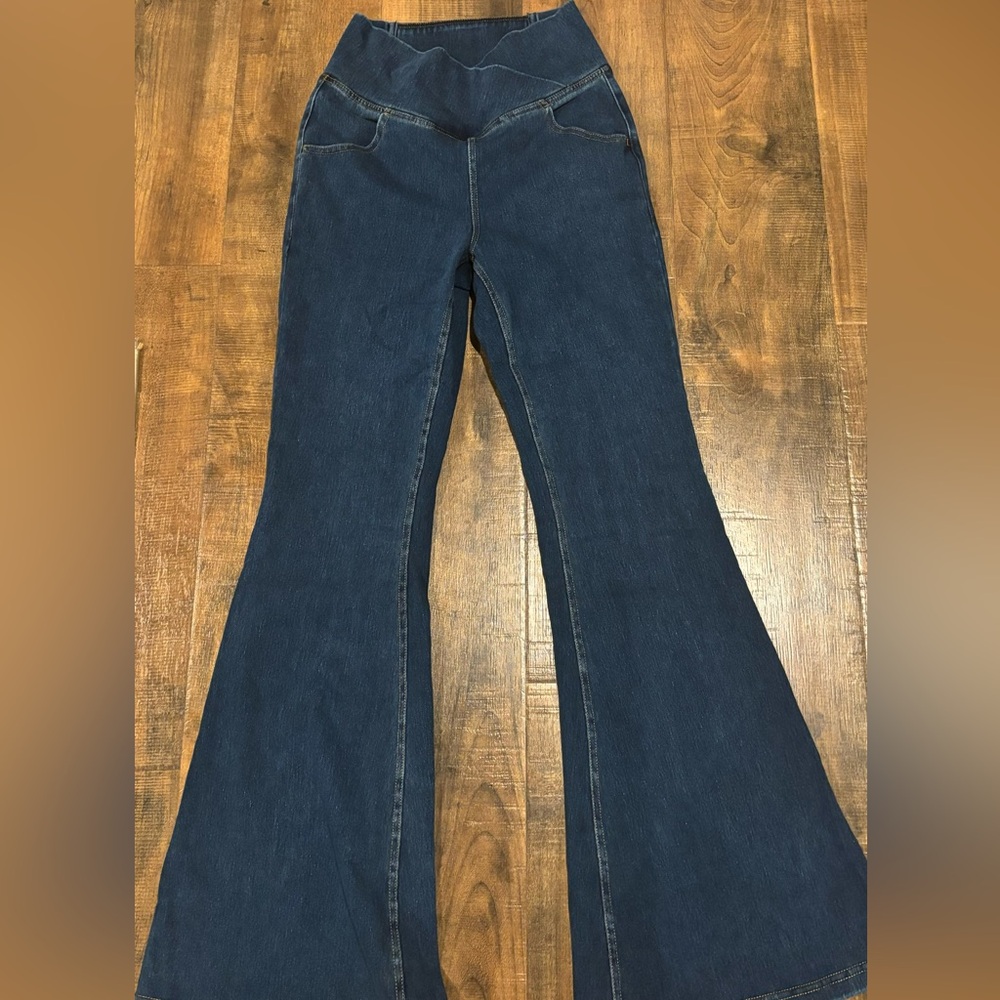 Halara magic denim flare